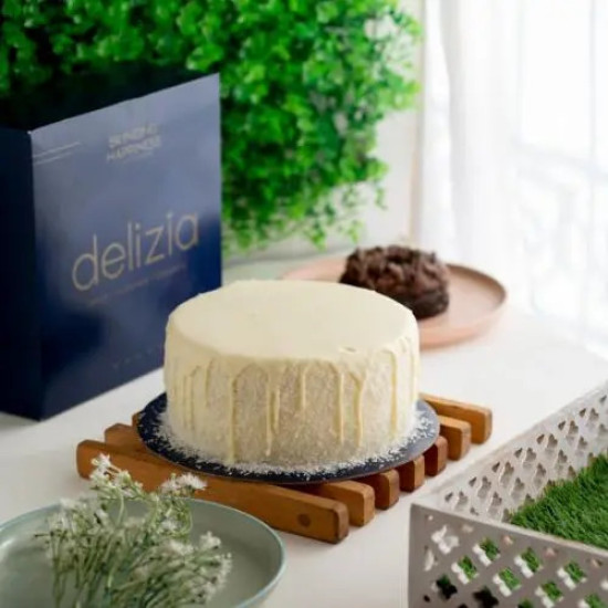 2.5lbs Raffaello Cake from Delizia 2.5lbs Raffaello Cake from Delizia