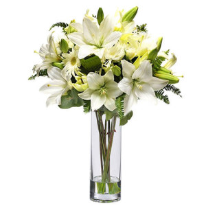 White Love Flowers in Vase White Love Flowers in Vase